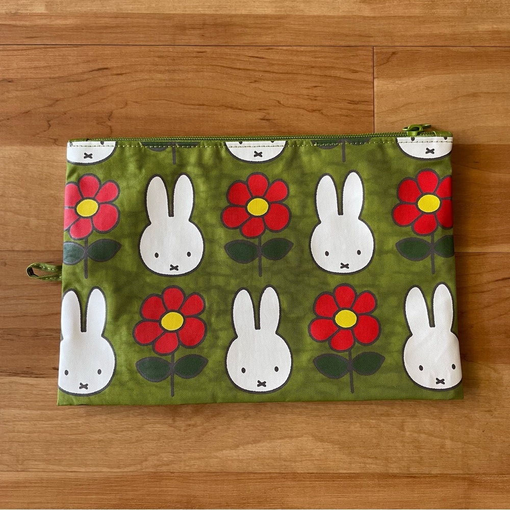 BAGGU X Miffy Medium Go Pouch